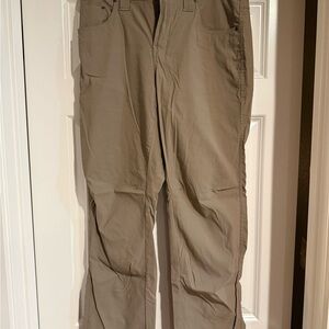 Columbia Men's Tan Outdoor Pants